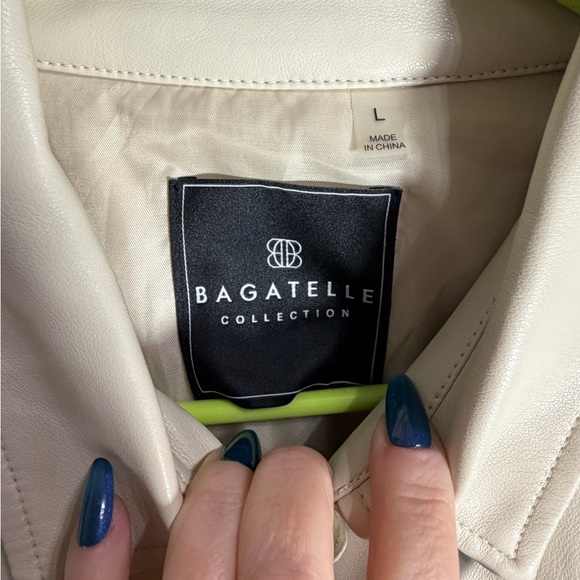 🚨 NWOT Bagatelle Collection Cream Leatherette Bomber Jacket - Picture 7 of 9